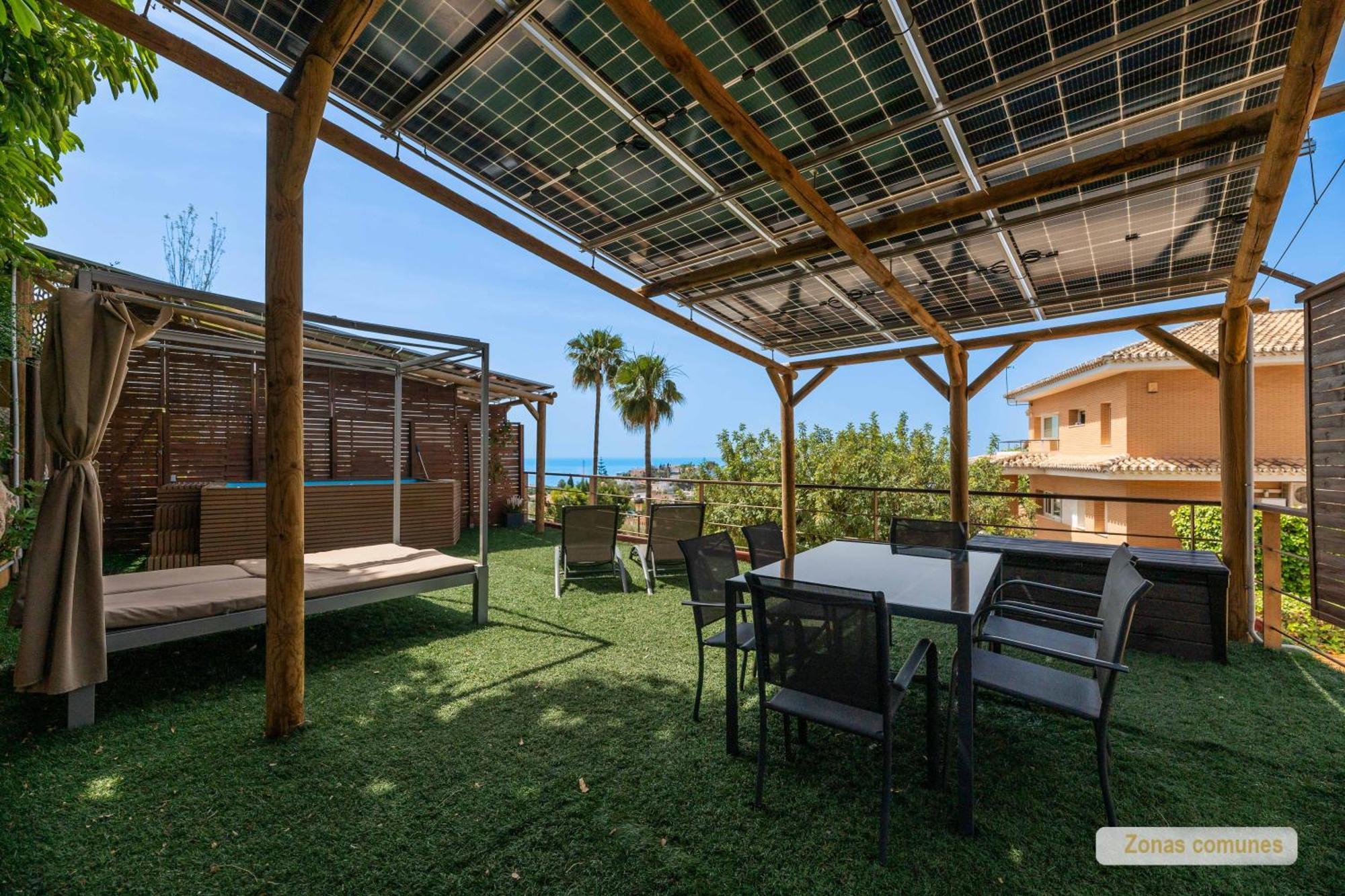 Апартаменты Sea View With Shared Terrace Малага Экстерьер фото